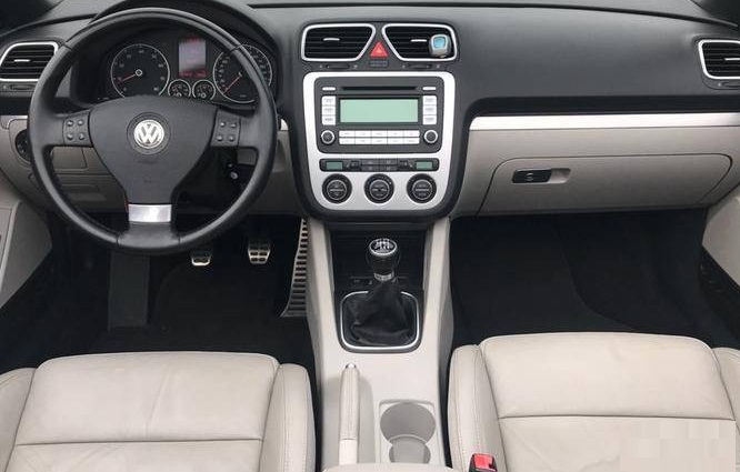 VOLKSWAGEN EOS kožica menjača (2006-2015) NOVO - Slika 2